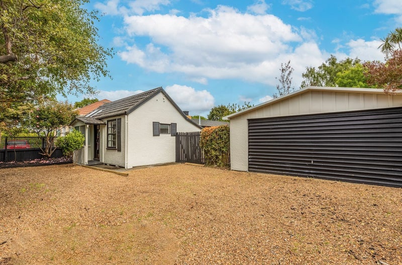 37 Somerset Crescent, Spreydon, Christchurch - Carousel 1