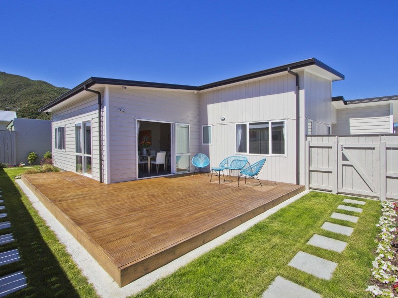 43 Fraser Colman Grove, Wainuiomata, Lower Hutt - Carousel 19