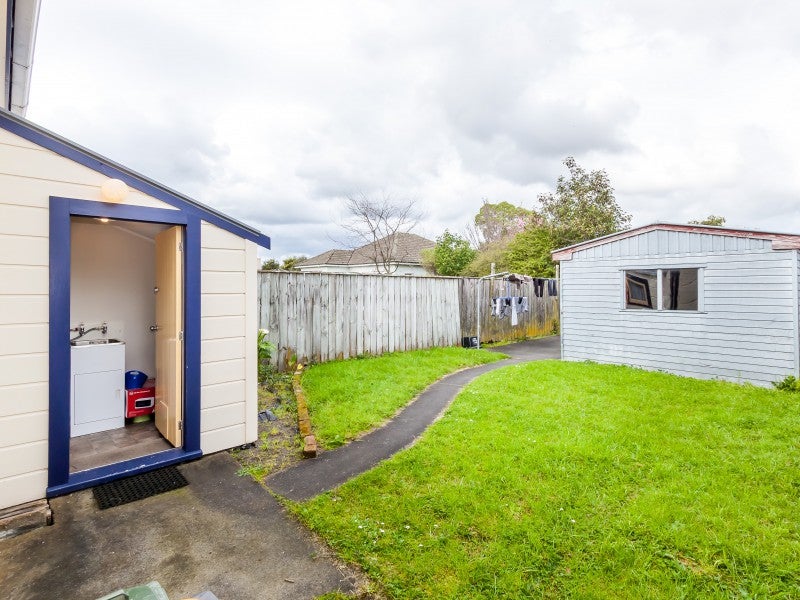 10 Joseph Street, West End, Palmerston North - Carousel 9