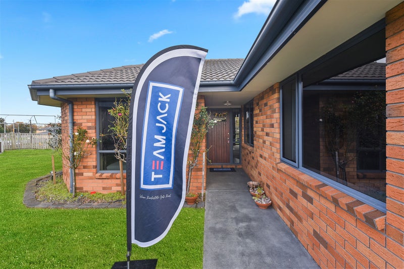 12 Farleigh Close, Huntington, Hamilton - Carousel 2
