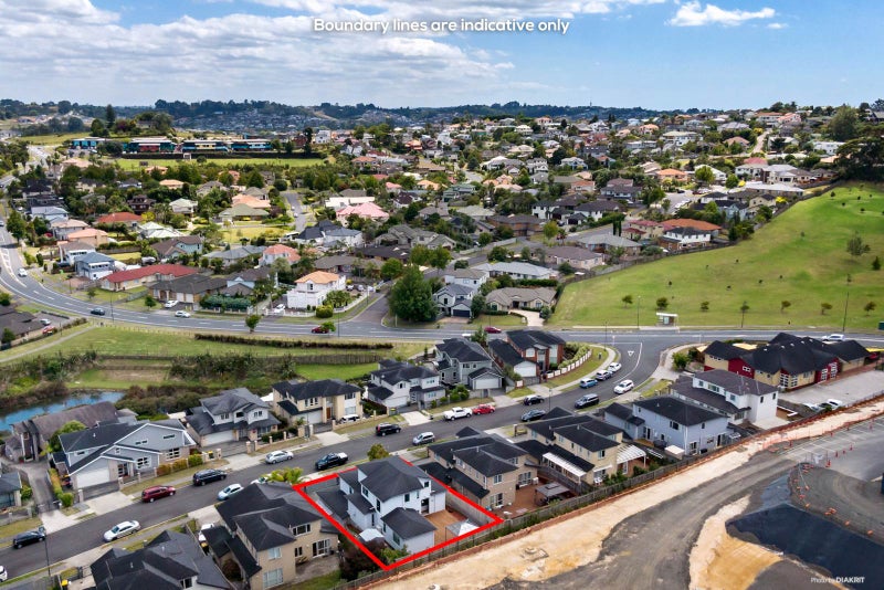 12 Ballyboe Place, Pinehill, Auckland - Carousel 2