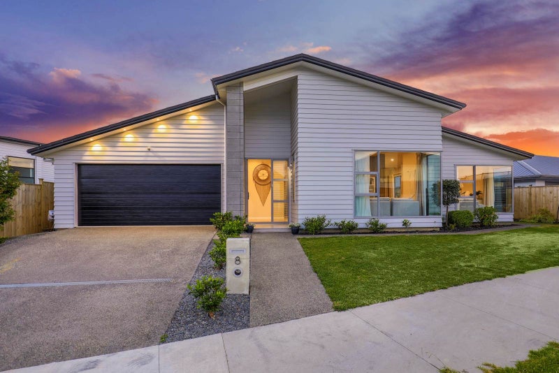 8 Davey Crescent, Orewa, Orewa - Carousel 2