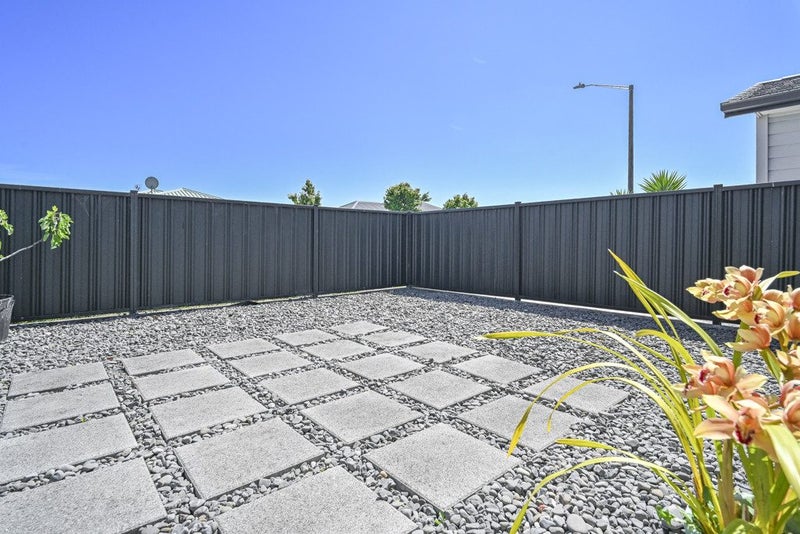 1A Amanda Place, Mayfair, Hastings - Carousel 17