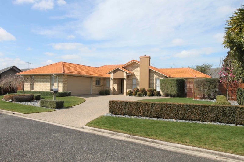 14 Merlot Place, Rototuna, Hamilton - Carousel 1