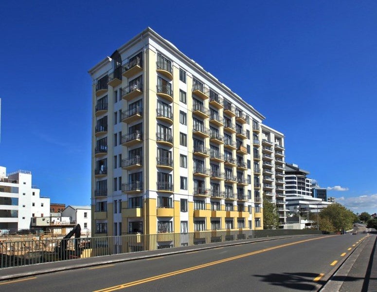 8D/11 Howe Street, Auckland Central, Auckland - Carousel 2