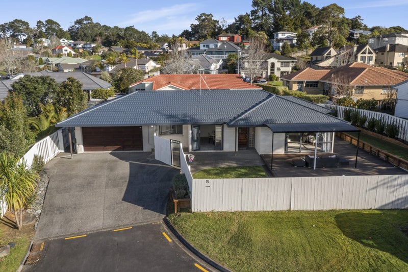 5 Wineberry Place, Albany, Auckland - Carousel 1
