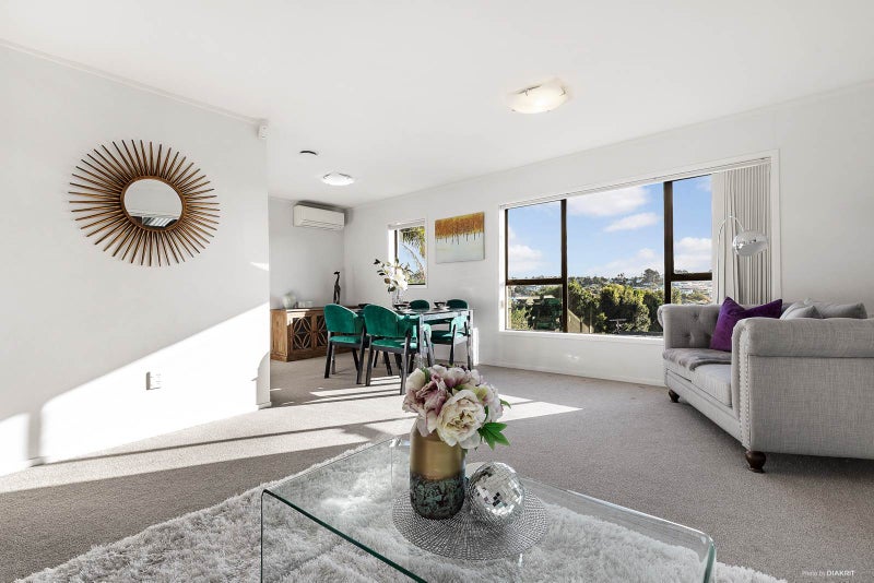 1/12 Fallow Street, Browns Bay, Auckland - Carousel 2