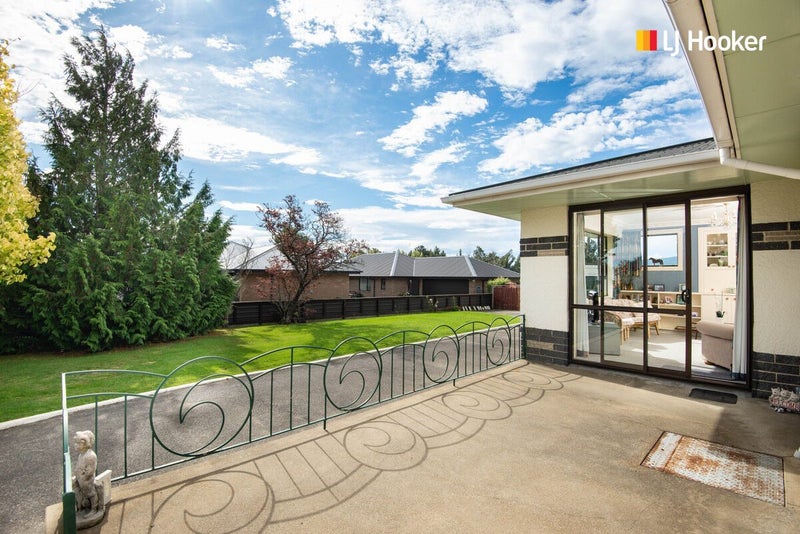 18 Elizabeth Avenue, East Taieri, Mosgiel - Carousel 1