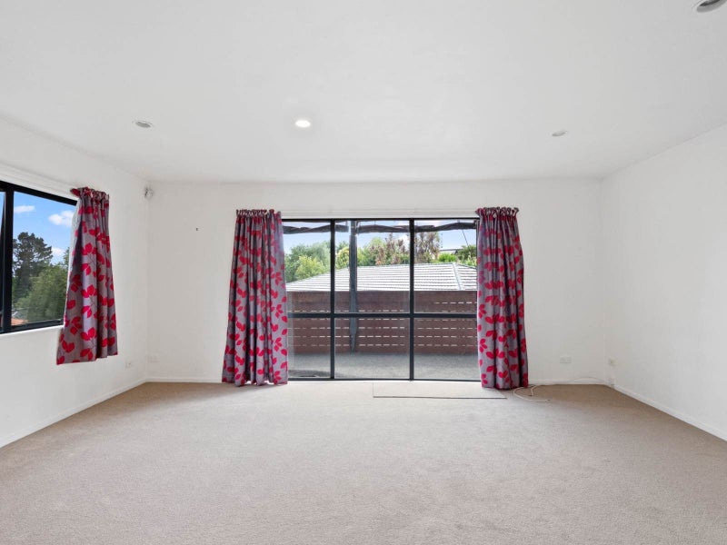 58F Sunnyside Road, Sunnyvale, Auckland - Carousel 2