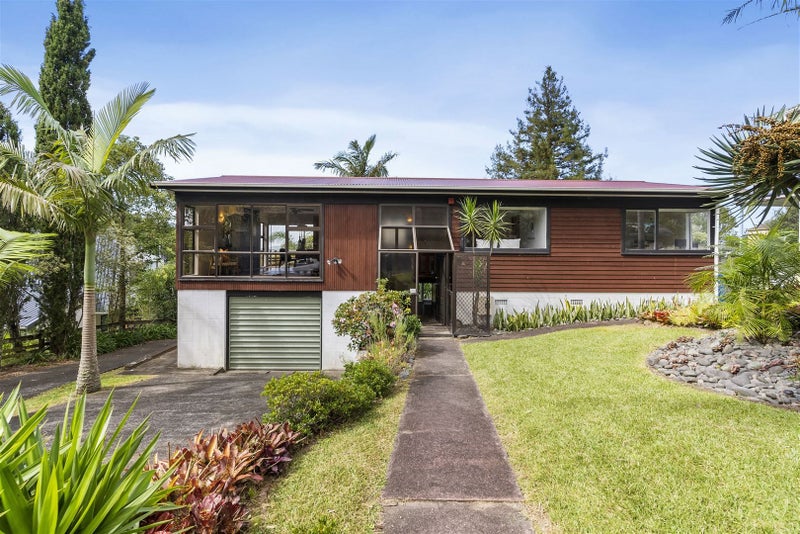5 Odette Road, Totara Vale, Auckland - Carousel 1