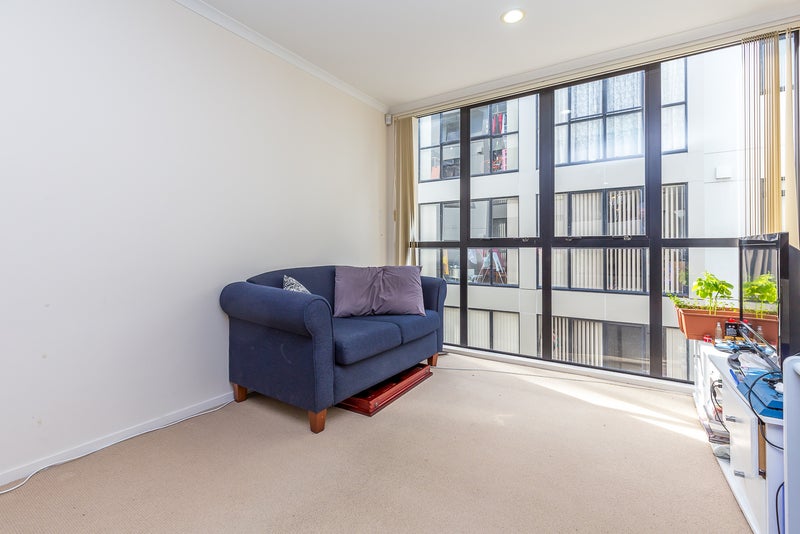 C506/176 Broadway, Newmarket, Auckland - Carousel 2