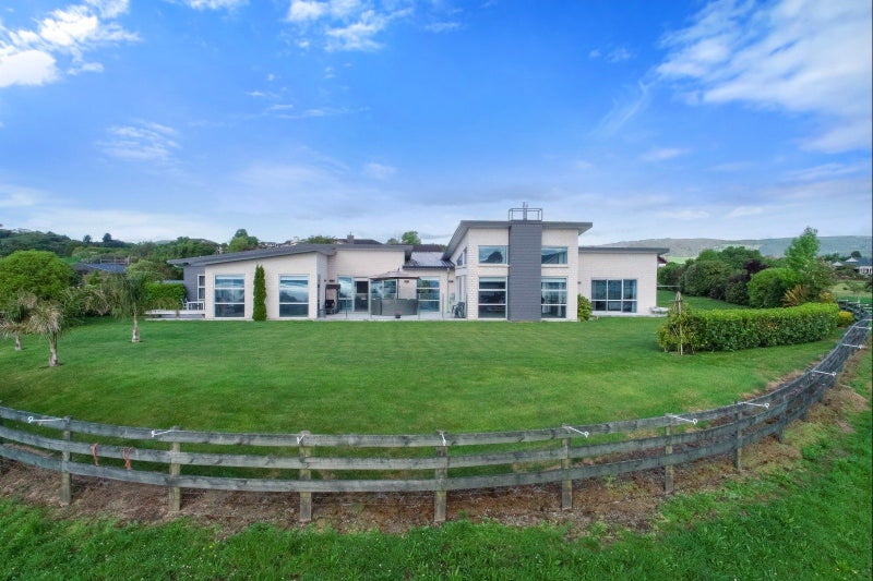 22 Glenroy Place, Tikitere, Rotorua - Carousel 1