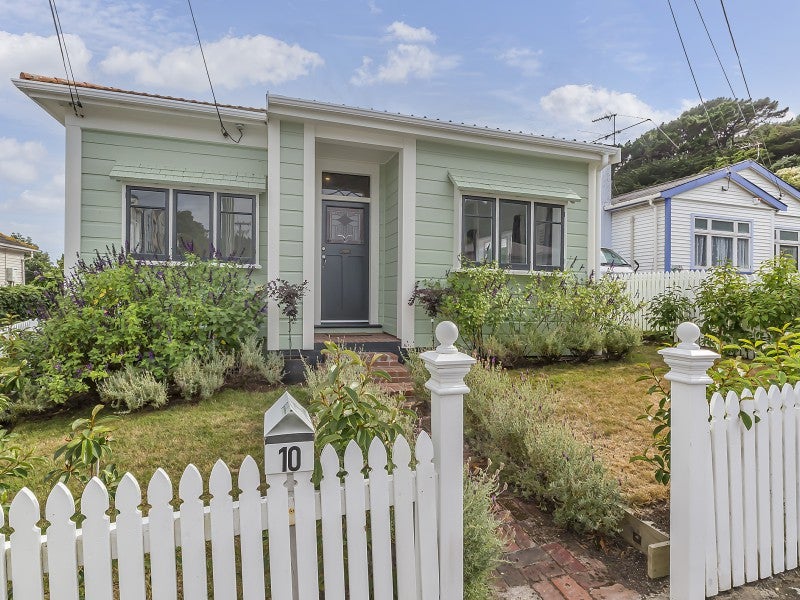 10 Edinburgh Terrace, Berhampore, Wellington - Carousel 1
