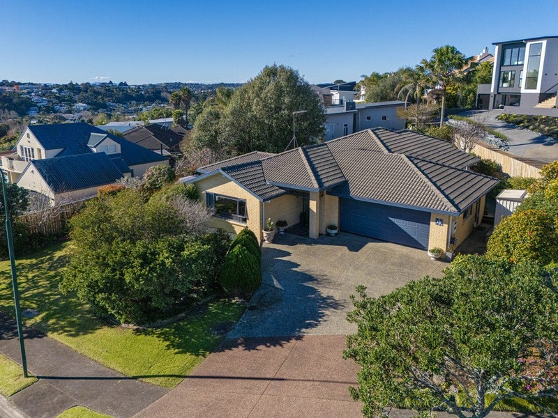 15 Palm Cove, Arkles Bay, Whangaparaoa - Carousel 1