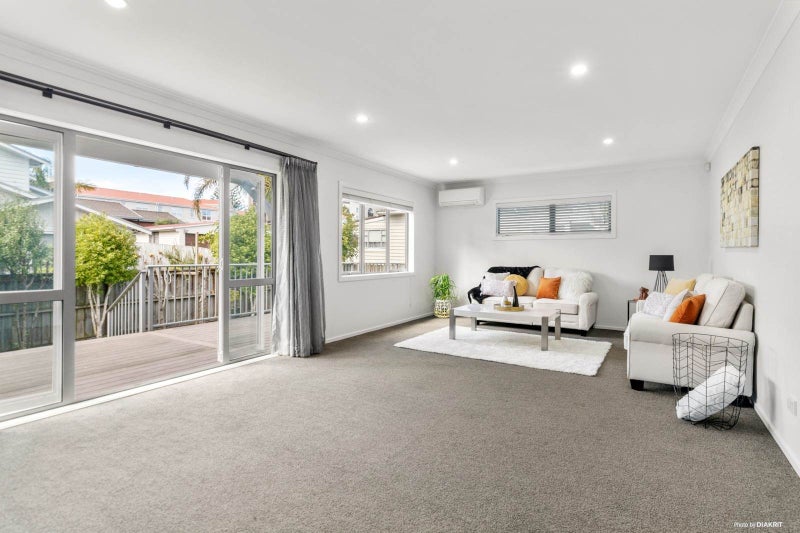 21 Highbury Street, Avondale, Auckland - Carousel 2