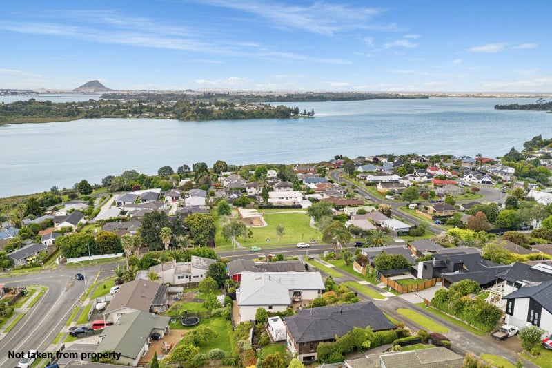 3 Keam Way, Welcome Bay, Tauranga - Carousel 2