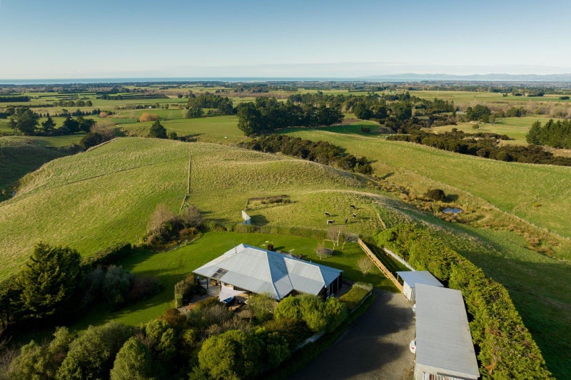 283 Maskells Road, Balcairn - Carousel 2