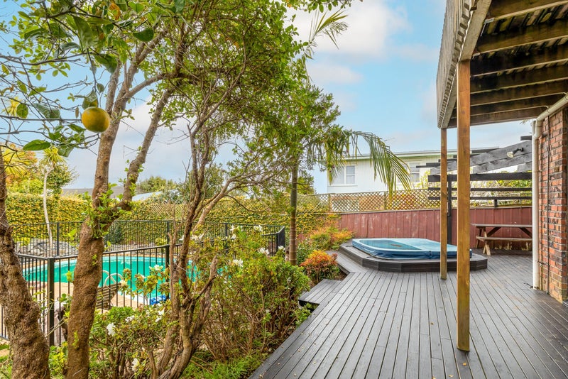 3 Edison Place, St Heliers, Auckland - Carousel 21