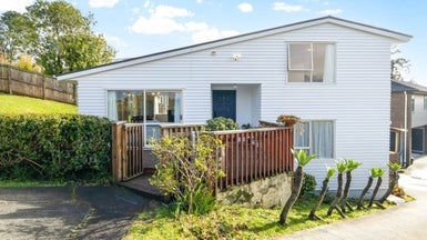61 Albrecht Avenue, Mount Roskill, Auckland - Carousel 1