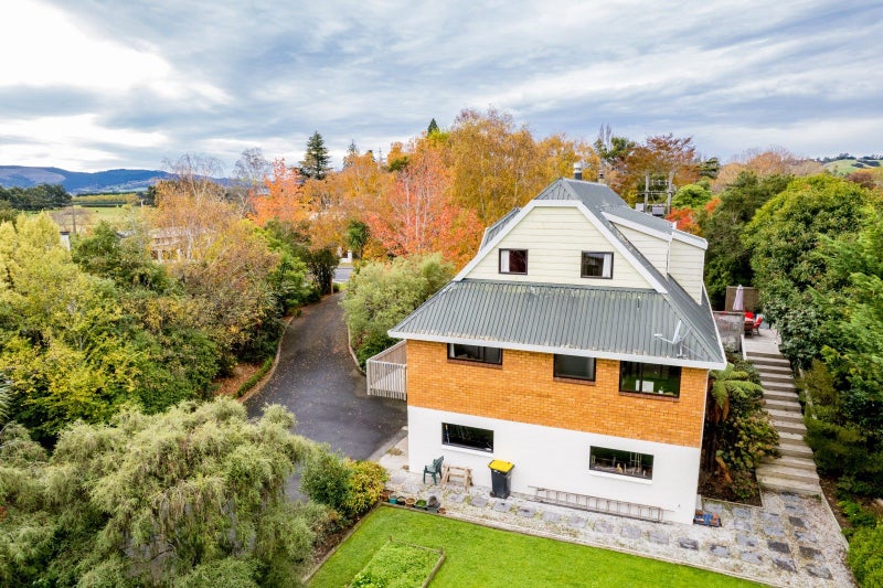 10 Riccarton Road East, East Taieri, Mosgiel - Carousel 29