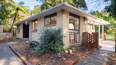 1 Avian Crescent, Blue Mountains, Upper Hutt - Carousel 1