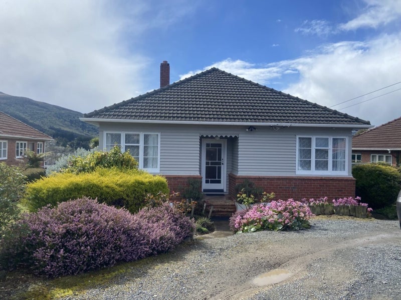 27 Forresbank Avenue, Wakari, Dunedin - Carousel 2