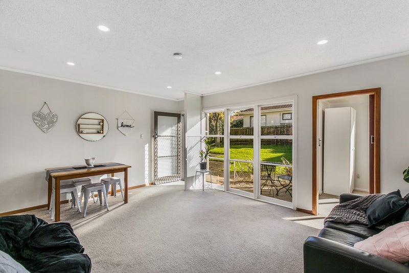 3/7 Allenby Road, Panmure, Auckland - Carousel 2