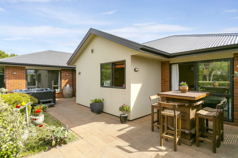 7 Loloma Way, Wharewaka, Taupo - Carousel 1