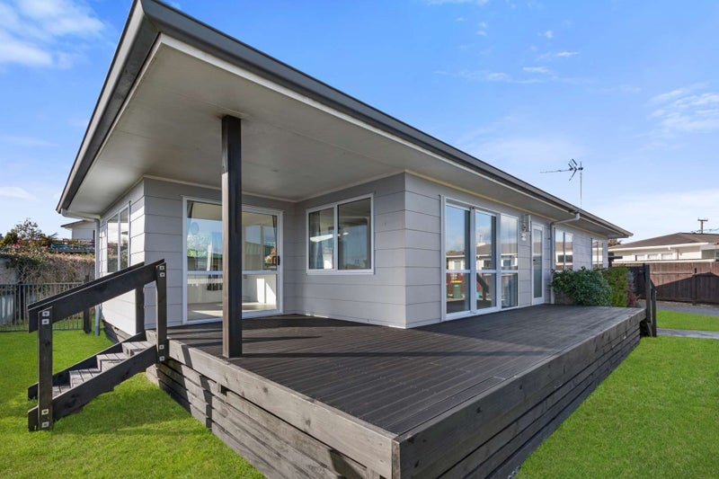 20A Wharenui Road, Owhata, Rotorua - Carousel 1