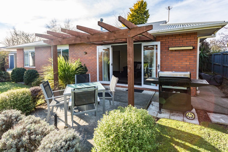 2/10 Jarrow Place, Halswell, Christchurch - Carousel 1