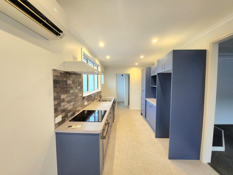 27 Clyde Street, Oamaru North, Oamaru - Carousel 2