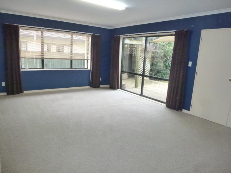 4 Totara Road, Awapuni, Palmerston North  - Carousel 2
