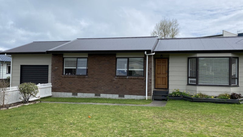89 Queens Road, Waikanae Beach, Waikanae - Carousel 1