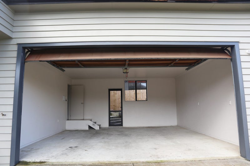 11 Cambridge Road, Riverhead, Riverhead - Carousel 21