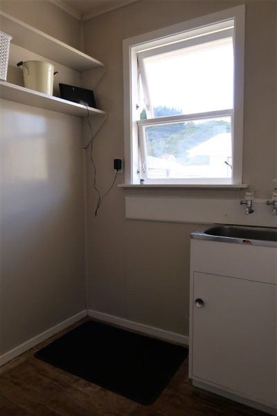 63 Parkway, Wainuiomata, Lower Hutt - Carousel 13