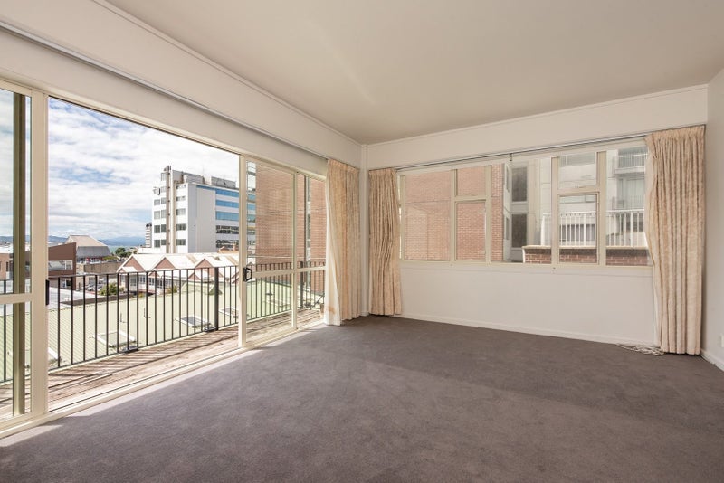 9/23 Tennyson Street, Te Aro, Wellington - Carousel 2