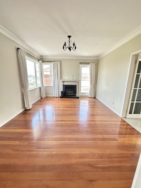 54 Rogan Street, Mount Roskill, Auckland - Carousel 2