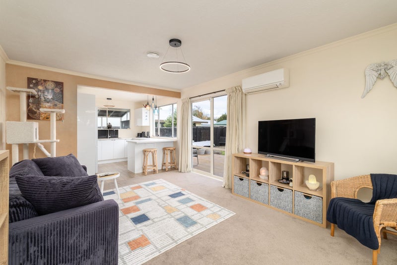 1/84A Tilford Street, Woolston, Christchurch - Carousel 2