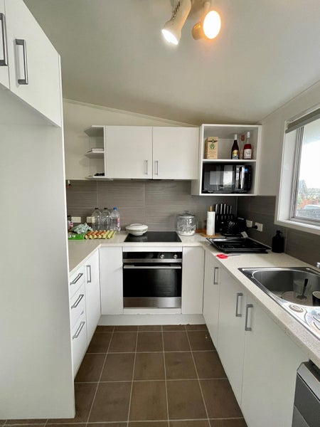 15 Towle Place, Remuera, Auckland - Carousel 2