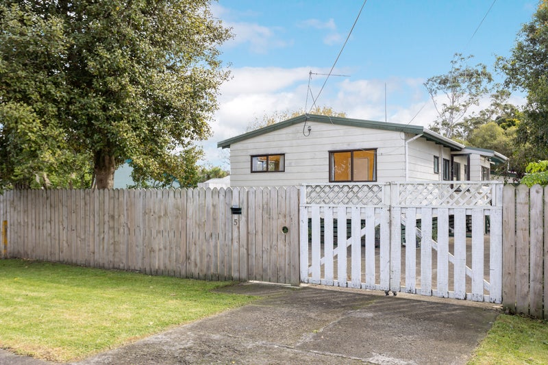 1/5 Parakai Avenue, Parakai, Helensville - Carousel 16
