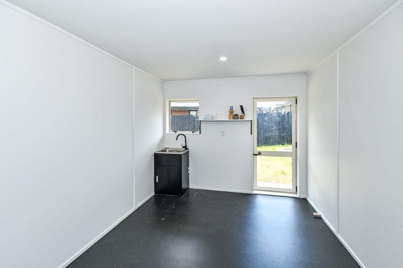 2/44 Wai Iti Place, Clendon Park, Auckland - Carousel 10