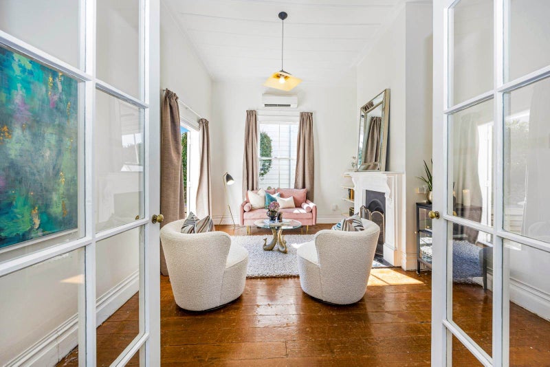 4 Kawaka Street, Mount Eden, Auckland - Carousel 2