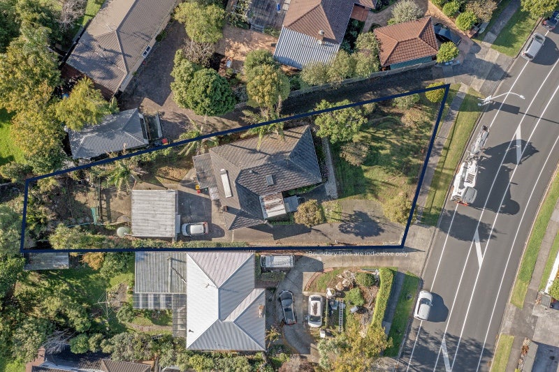 56 Botany Road, Botany Downs, Auckland - Carousel 11