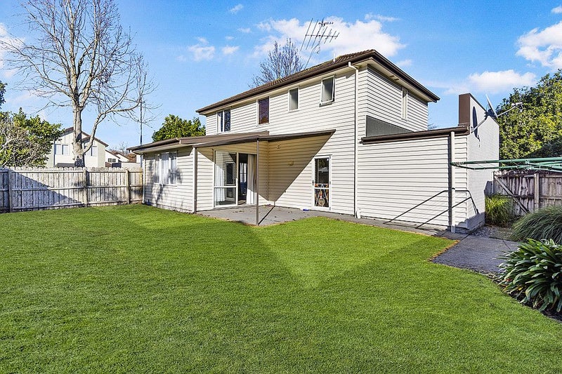 16 Ritchie Crescent, Takanini, Auckland - Carousel 2