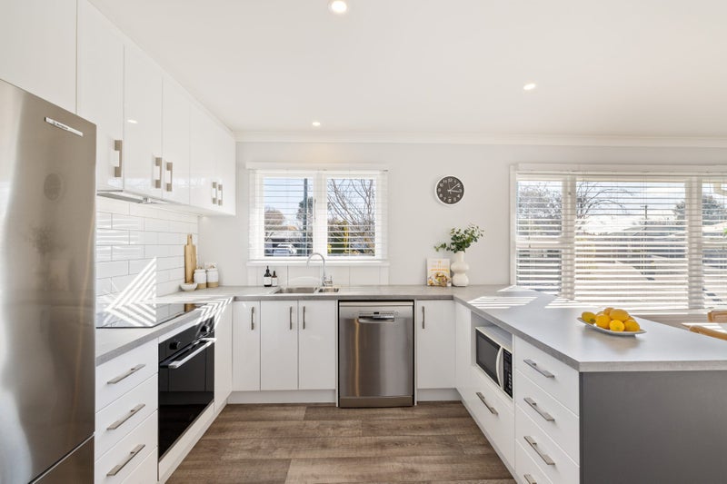 38 Radbrook Street, Avonhead, Christchurch - Carousel 2