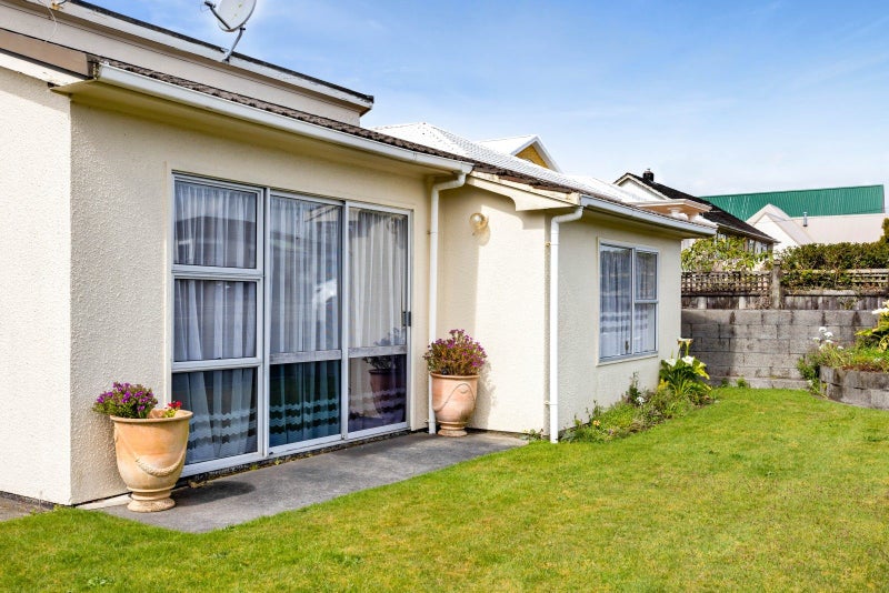1/84 Miranda Street, Stratford, Stratford - Carousel 2