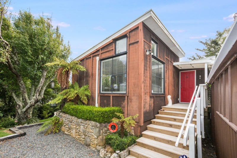 5B Percival Road, Paraparaumu Beach, Paraparaumu - Carousel 1