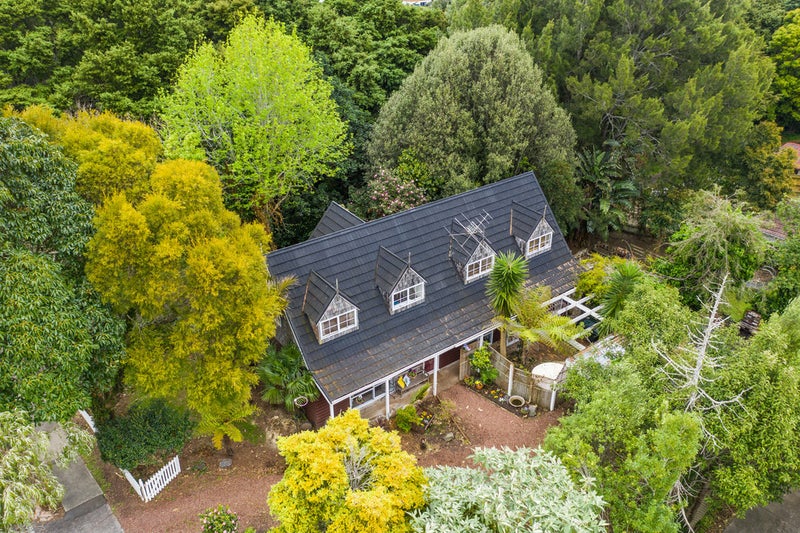 5 Goodwood Drive, Goodwood Heights, Auckland - Carousel 1