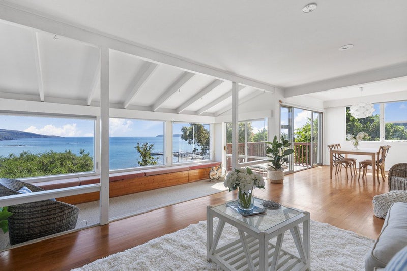 36 Roys Road, Plimmerton, Porirua - Carousel 1