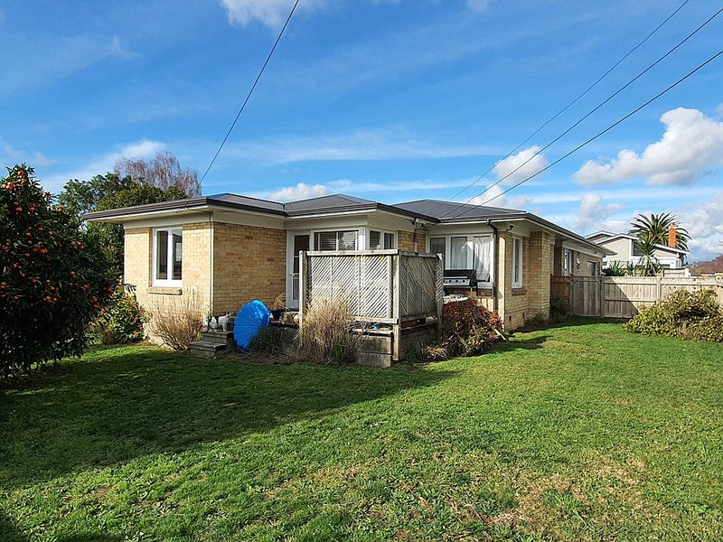 24 Storey Avenue, Forest Lake, Hamilton - Carousel 11